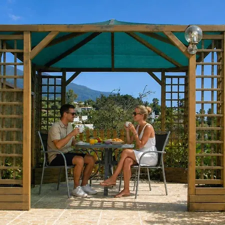 Курортный комплекс Jardin De Aridane 3*